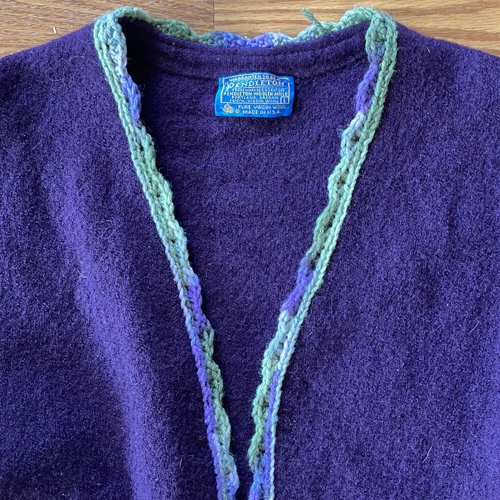 Pendleton Purple Wool Patch Pockets Cardigan w/ Floral Crochet Trim Size Large
